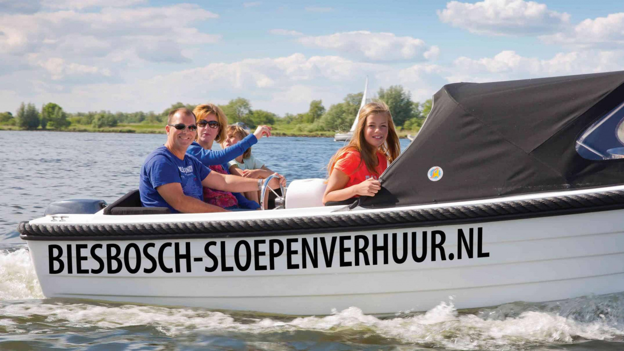 Boot huren in De Biesbosch zonder vaarbewijs